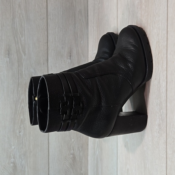 Tory Burch Womens Leight lug sole Leather 76022 Ankle Heels Boots shoes 7.5 - Picture 4 of 16